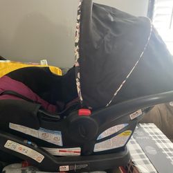 Car Seat With Base 