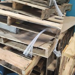 Free Pallets! 