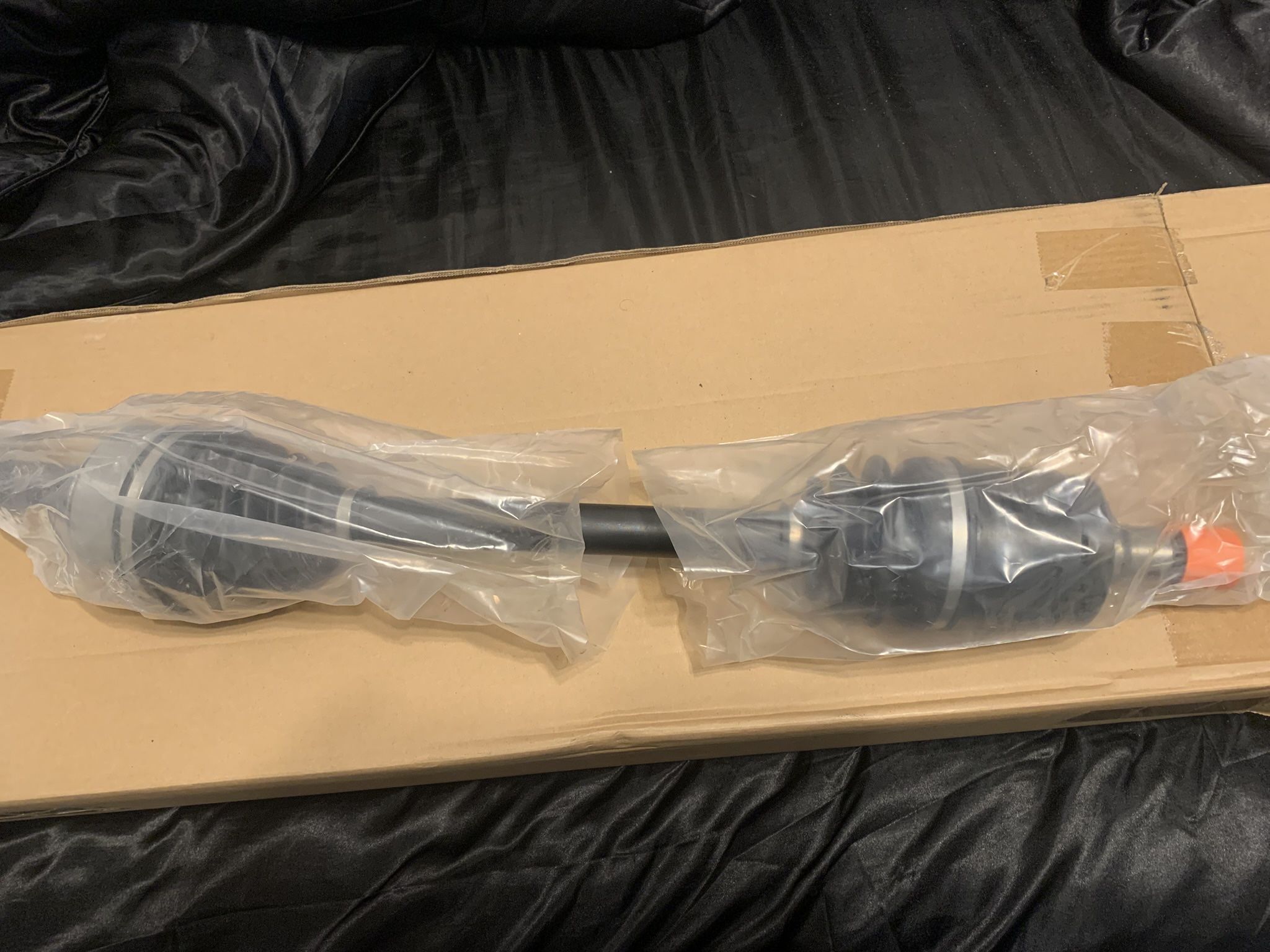 2004-2008 Acura TL Driver Side Axel $70.00