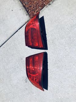 Acura TL 2004-2008 REAR TAIL LIGHTS PAIR