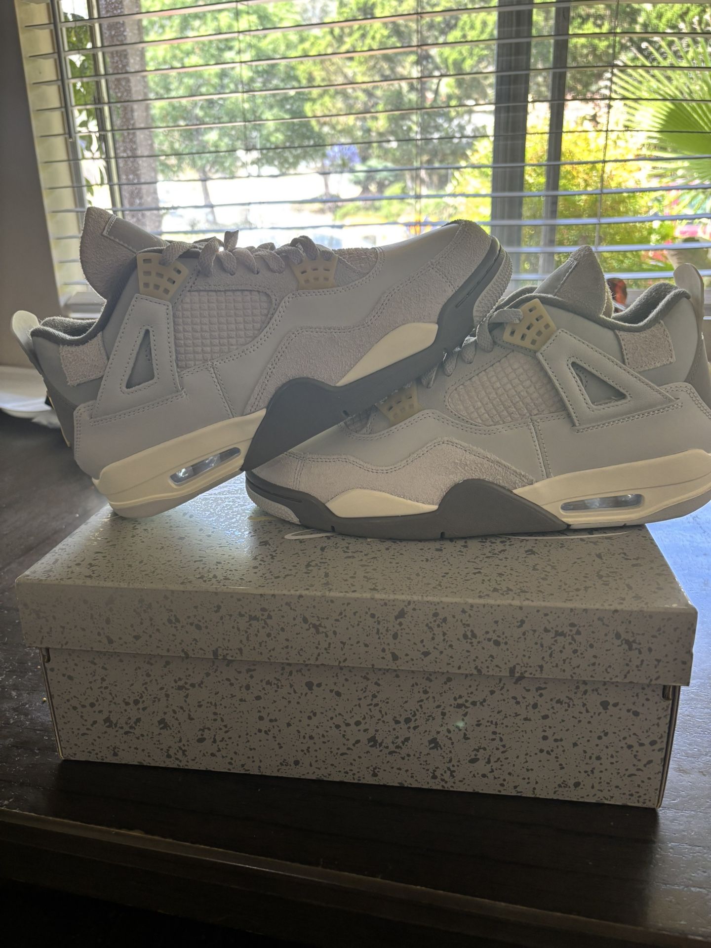 Jordan 4 Retro