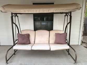 3- Seat Outdoor Convertable Patio Swing/Bed With Canopy