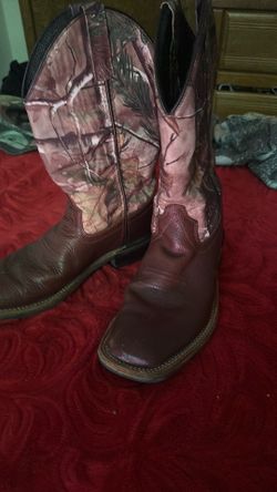 Camo boots