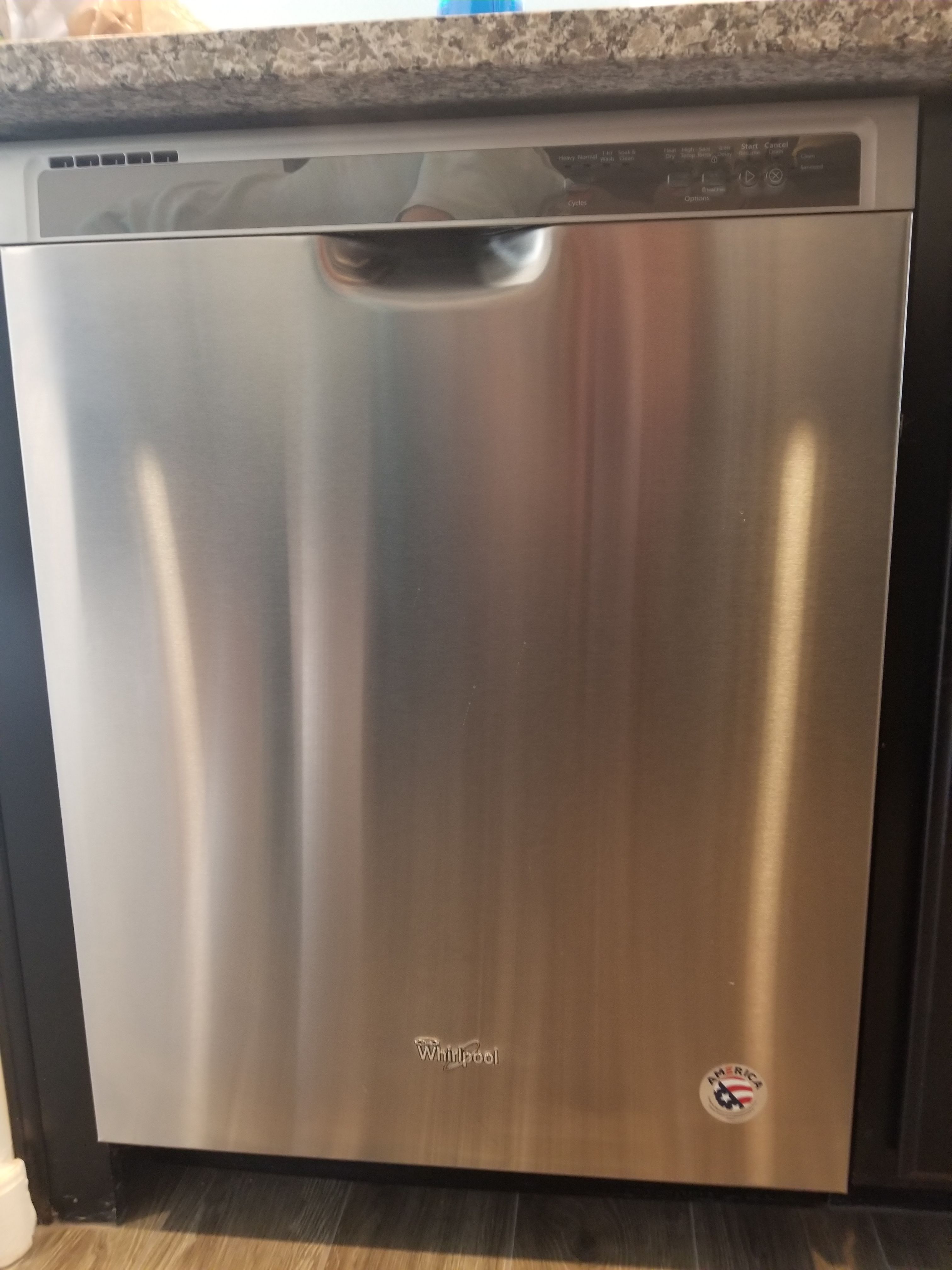 Whirlpool Dishwasher Model WDF520PADM7