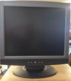 19-inch Princeton VL1916 Square LCD Monitor