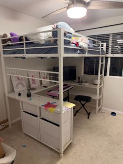 Full size kids lost bed