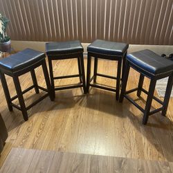 LEATHER DINNING ROOM OR KITCHEN STOOLS 