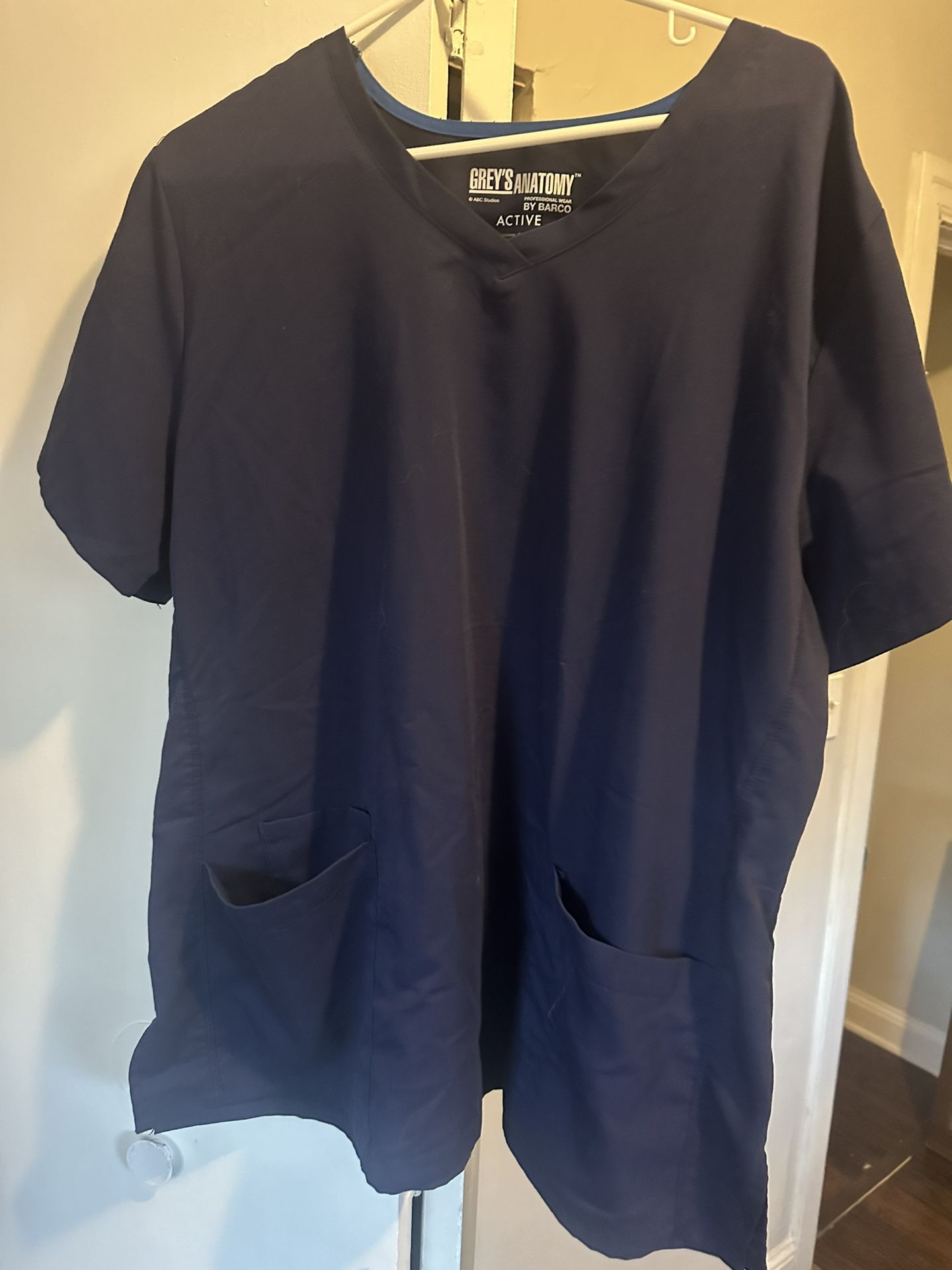 3XL Scrubs Tops For Women