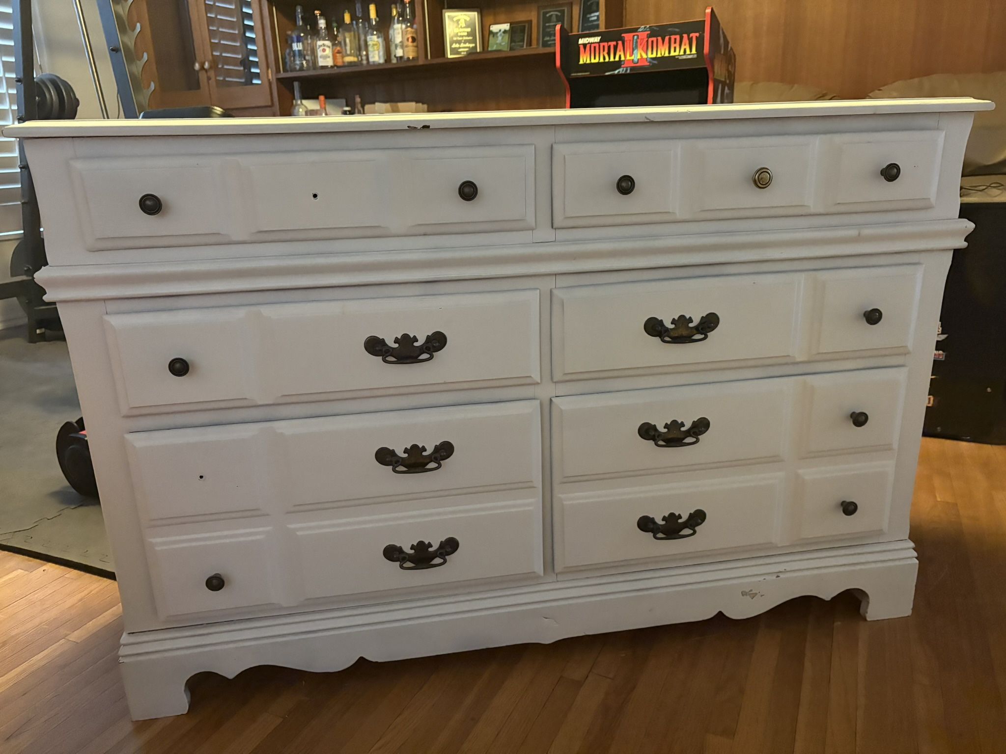 Dresser