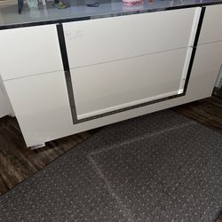 German Dresser Set