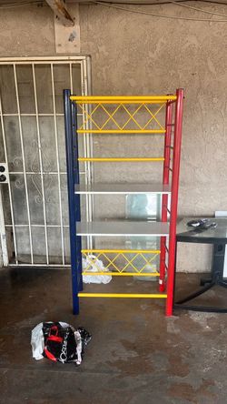 Kids shelf