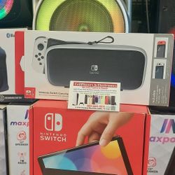 Nintendo Switch Gaming Console Brand New With Free Case On Special Cash Deal $349.