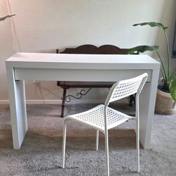 IKEA MALM Dressing Table