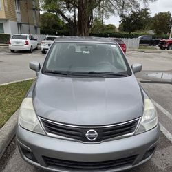2012 Nissan Versa 1.8 L