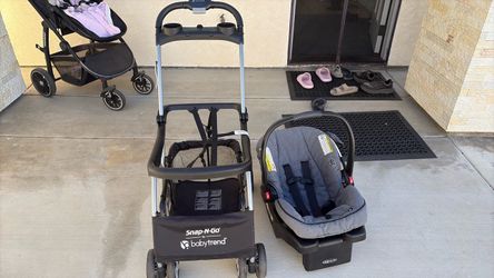 Baby Trend Snap-N-Go Stroller Frame & Graco Infant Car Seat