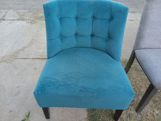 Blue Velvet king 👑 chair
