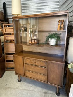 COMPACT Mid Century Bassett China Cabinet Hutch - ONE PIECE