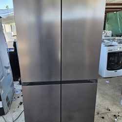 Black Stainless Steel Counterdepth Refrigerator 