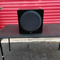 SUBWOOFER YAMAHA ACTIVO PROFESIONAL EXCELLENT CONDITIONS 