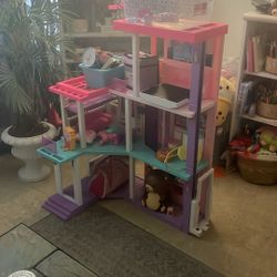 Barbie Dream House
