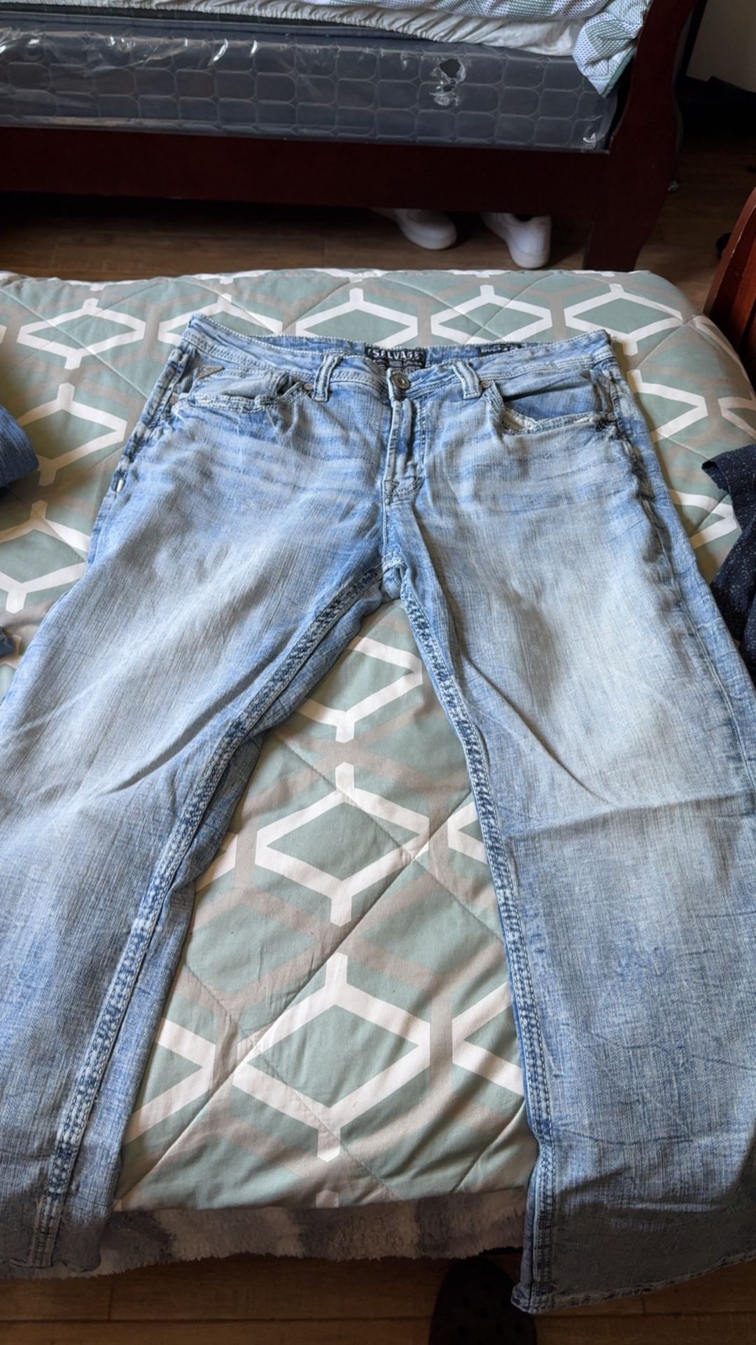 40$ Per Jean