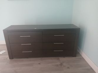 6 Drawers Dresser Brown