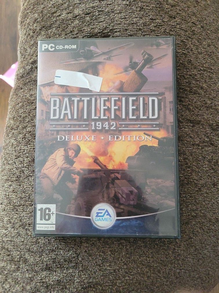 BATTLE FIELD 1942 EXPANSION PACK SECRET WEAPONS OF WWII PC CD-ROM 3 DISC  GAME PACK  A 2002 GAME BY EA GAMES $15.00 FIRM! MERRY CHRISTMAS 🎅 🎄 