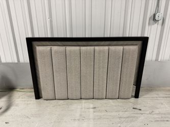 🔥 QUEEN HEADBOARD w/ BUILT-IN LED LIGHTING! 🔥 Headboard Only