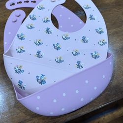 Silicone Baby Bibs w/ Food Catcher – Set of 2 (Like New)
