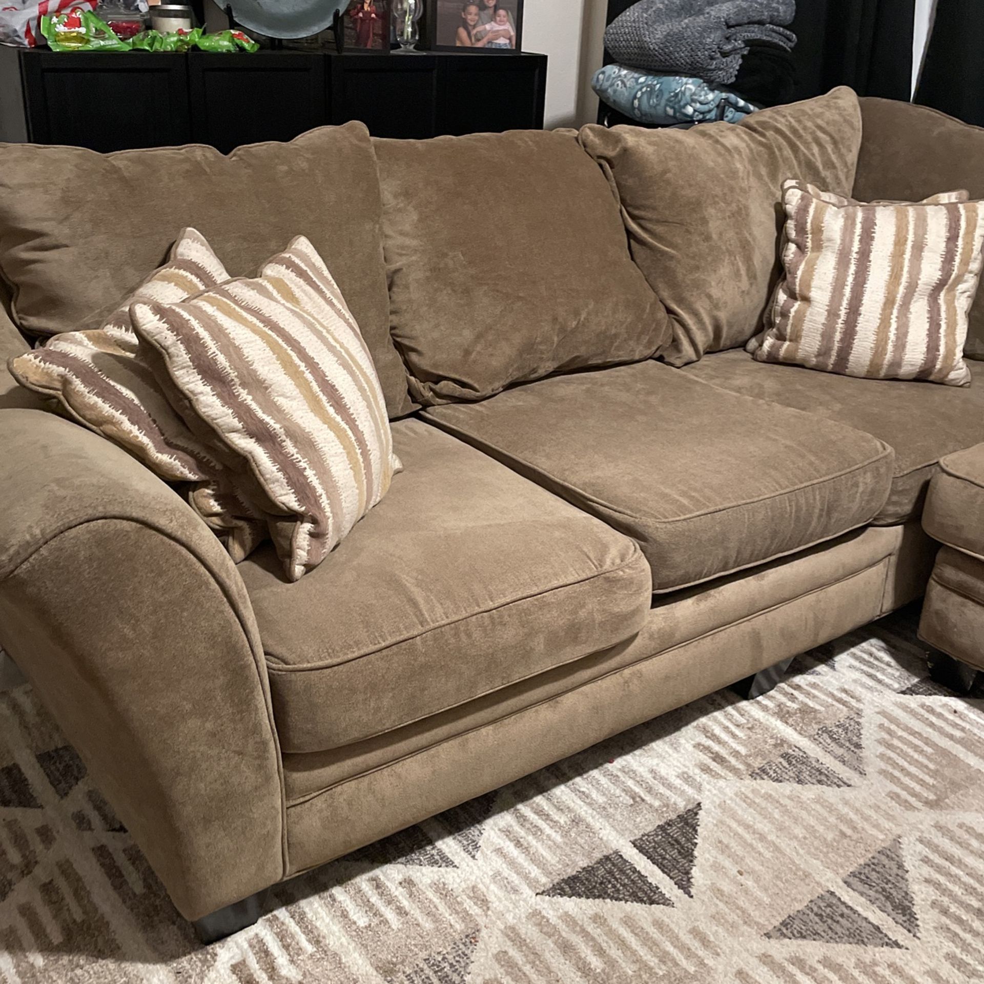 3 Piece Sectional Beige Just Clean the Cushions