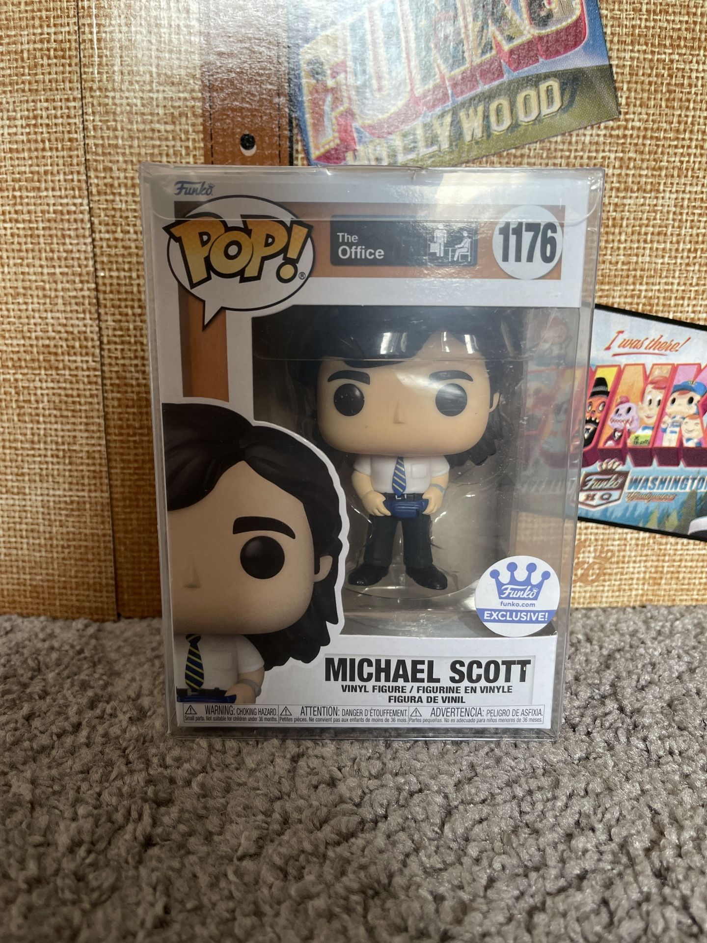 Funko Pop! TV YOUNG MICHAEL SCOTT THE OFFICE FANNY PACK #1176 Funko Shop Exclusive