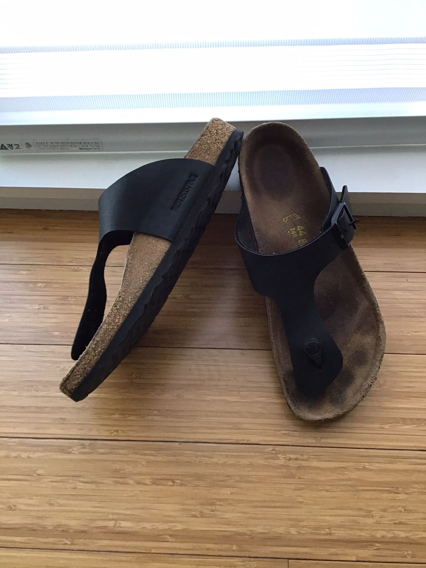 Birkenstock sandals size 44 Mens size 11-11.5
