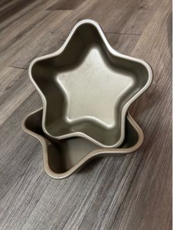 Crofton Mini Star-Shaped Cake Pans (Set of 2) - Aluminized Bakeware