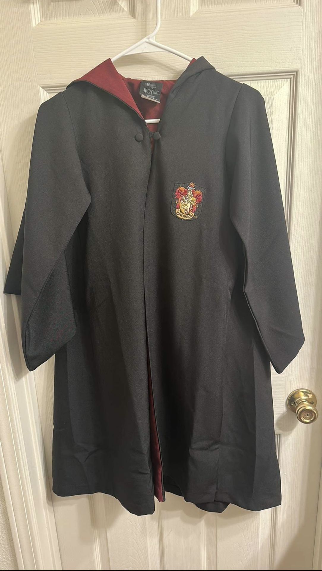 Harry Potter Size xxxs. Fits 6-9 Year Olds.