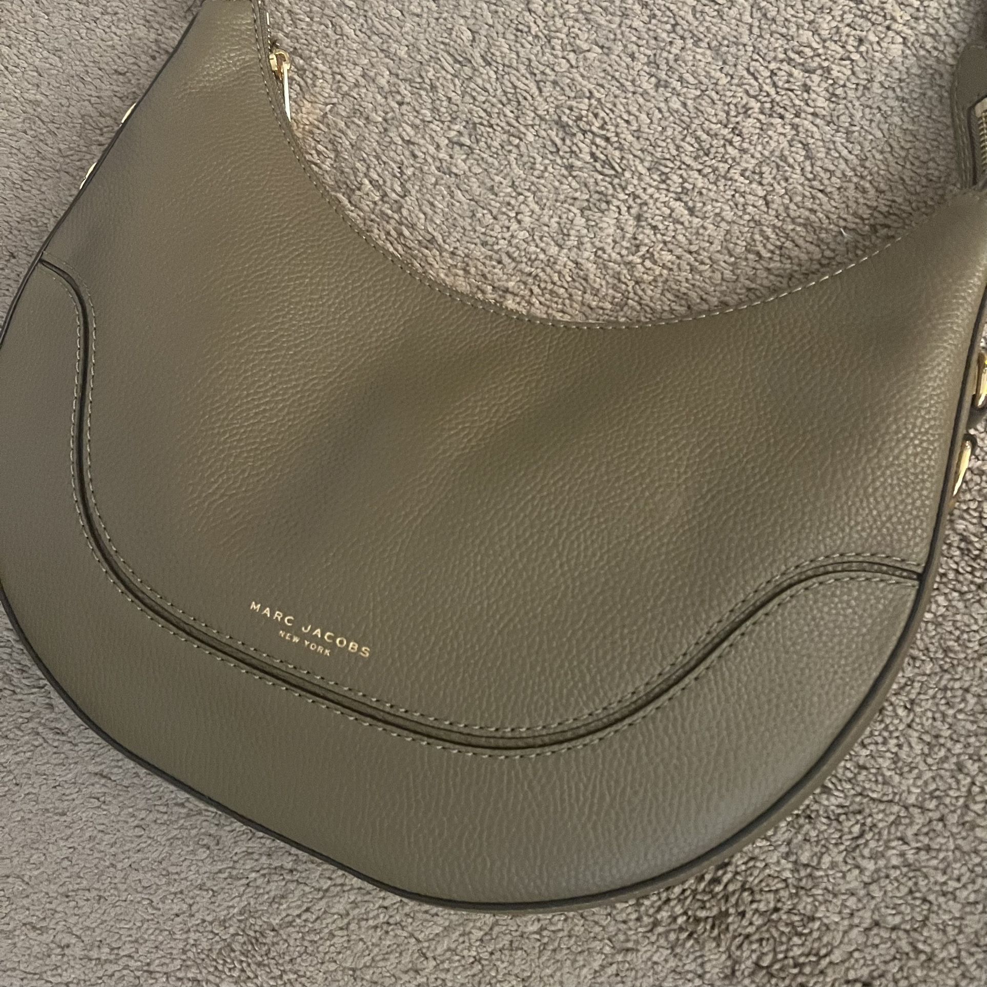 Marc Jacobs Drifter olive desert mountain leather crossover bag