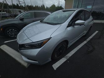 2025 Nissan LEAF