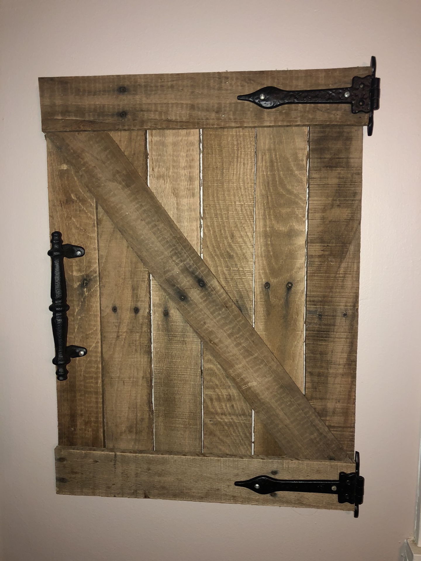 Reclaimed barn door wall decor