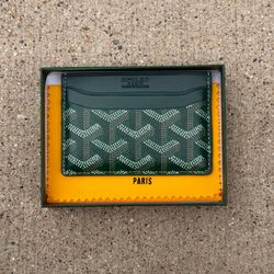 forest green yard card holder wallet with box