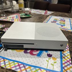 Xbox One S