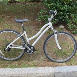 Schwinn women's commuter bike hot sale