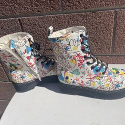 Boots Size 9