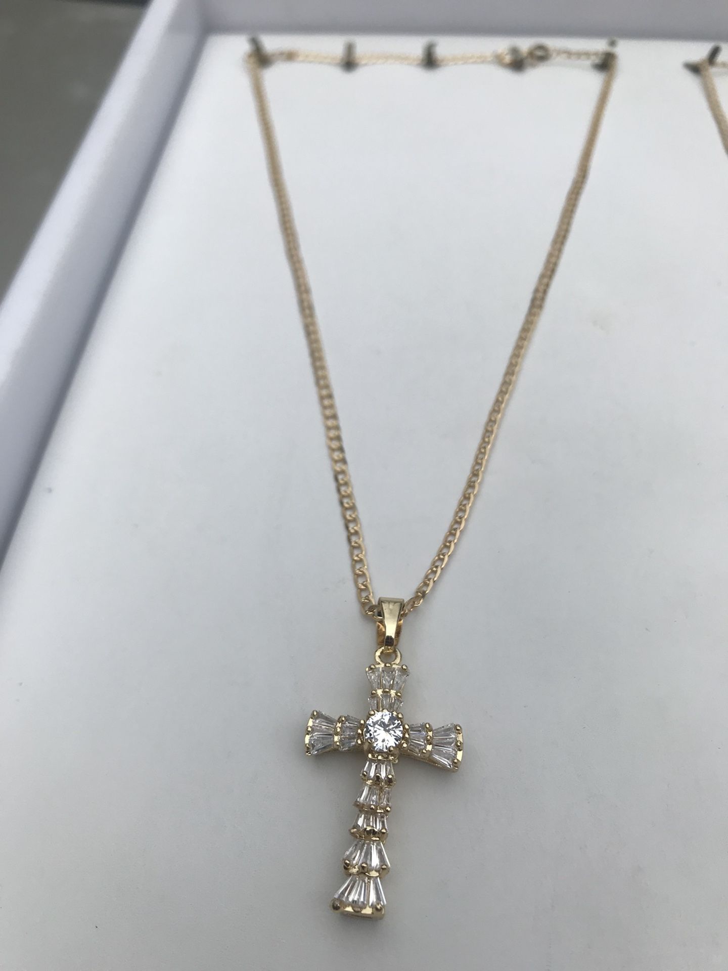 14k Gold filled chain with cross