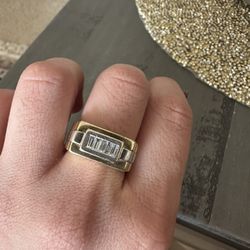 14k white and yellow gold 5 stone channel set .25ctw princess cut diamond rolex style solid back mens ring(wgr579) 7.67mm wide x 6.0mm tall center pie