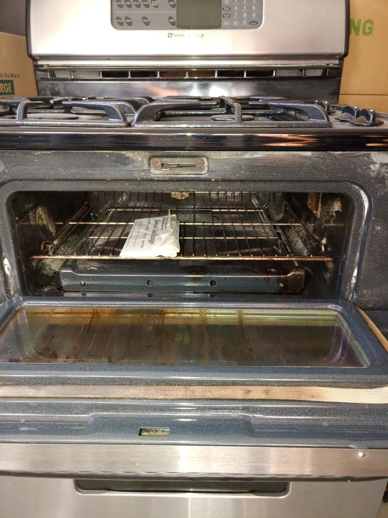 Maytag Gemini. gas double oven 30" stove for Sale in Hemet, CA OfferUp