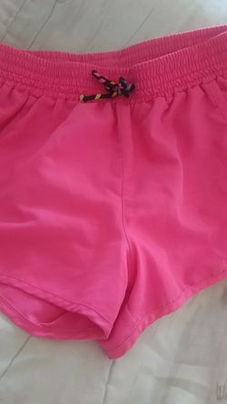Pink short