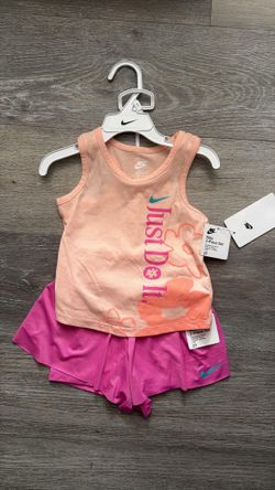Nike set for girls size 2t