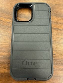 OtterBox Defender Series Case – Gently Used 📱🛡️