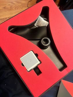 Twelvsouth HoverBar Tablet Stand