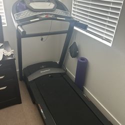 Treadmill 