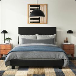 $159!! 🏷️ Eastern King Upholstered Panel Bed – Black Faux Leather – NEW! Fully Assembled ✨